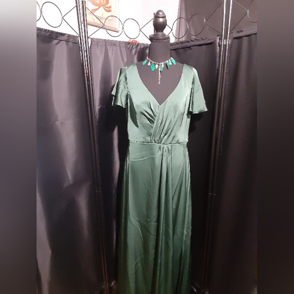 Azazie Olive Green Maxi Dress Poof Sleeves Women's Size 10 Bridesmaid Wedding - Picture 2 of 9